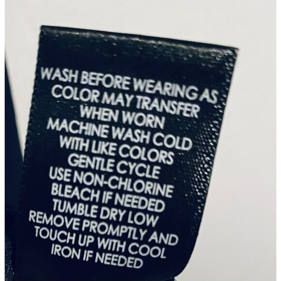 Torrid Top Womens 3X Black Ivory Polka Dot Split Neck Puffy Sleeve Whimsigoth - Picture 6 of 7